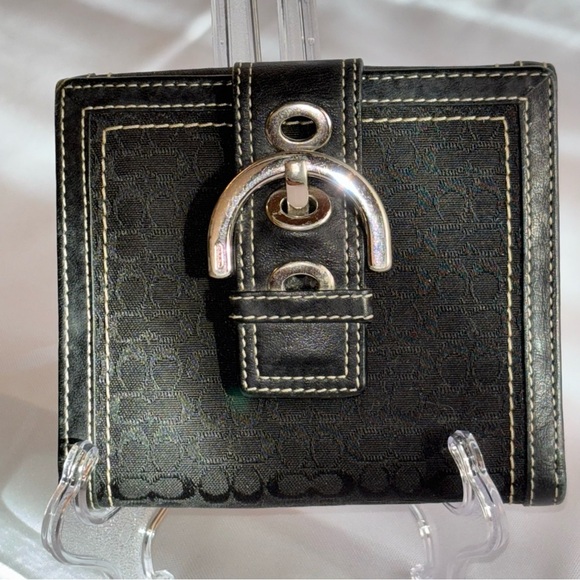 Vintage COACH Black Signature Canvas Leather Buckle Flap Compact Wallet - Picture 1 of 12